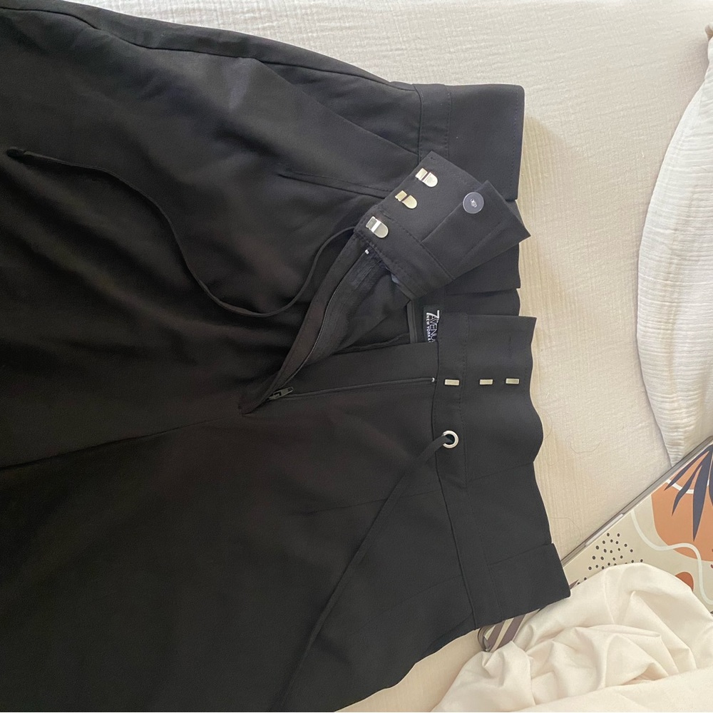 Wide leg pants